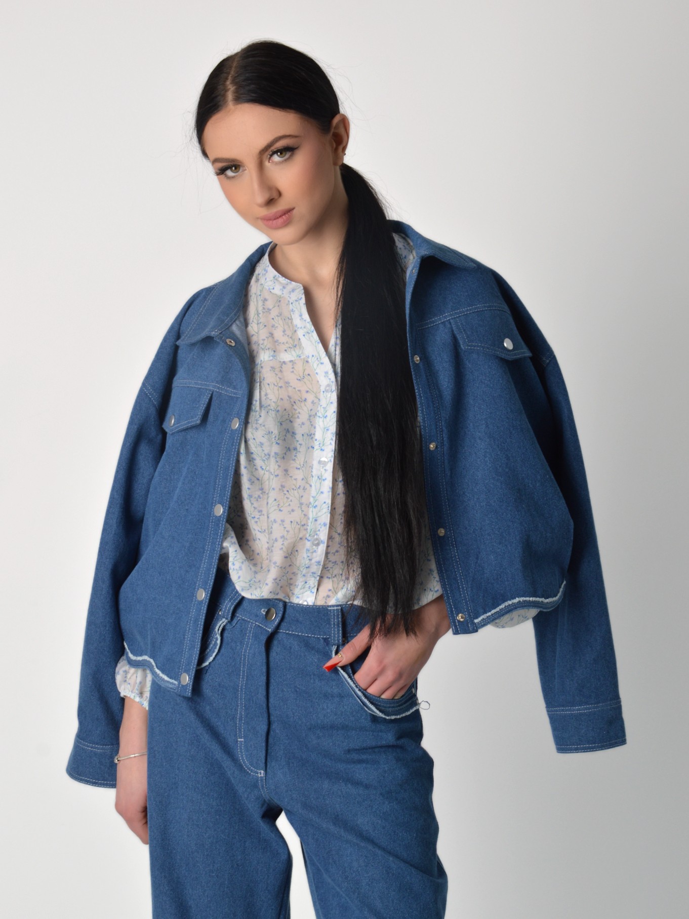 Джинсова куртка "Грайлива стрічка"